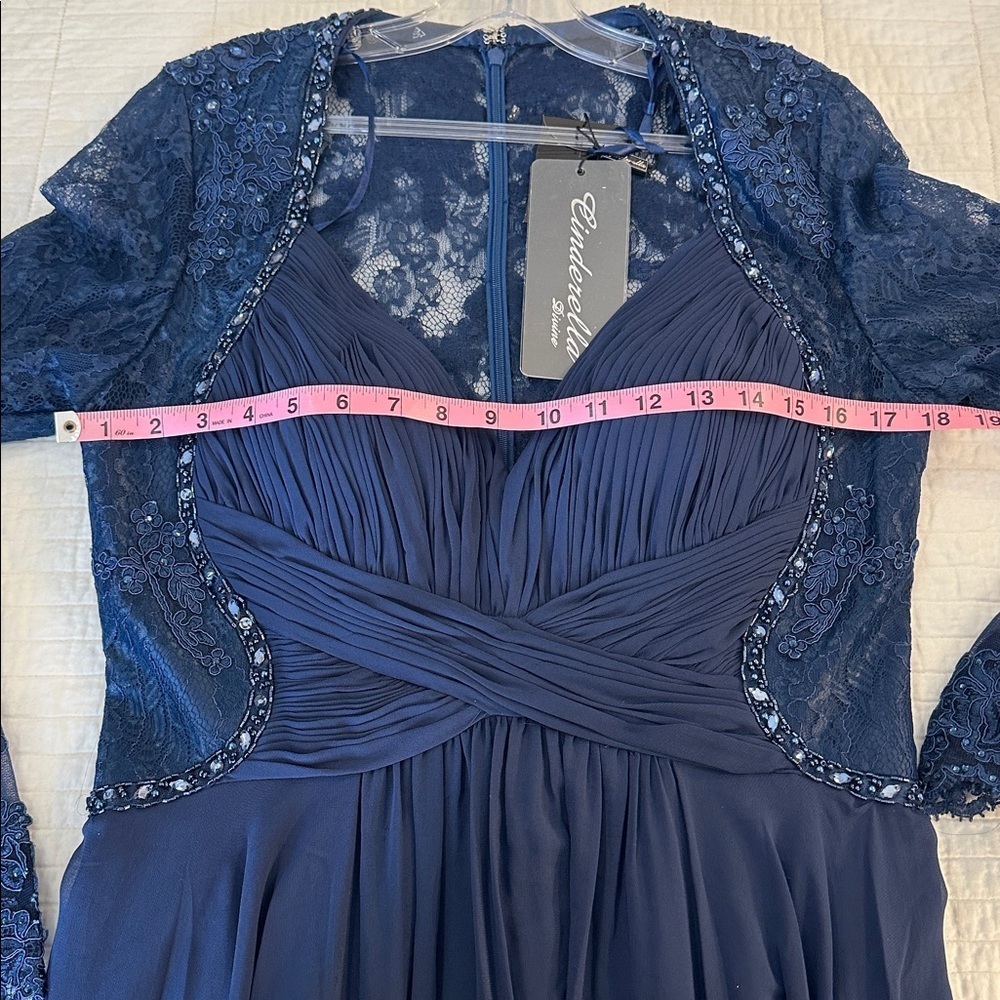 Cinderella Divine NWT 10 Navy Beaded Lace Chiffon Formal Evening Gown - Picture 3 of 7